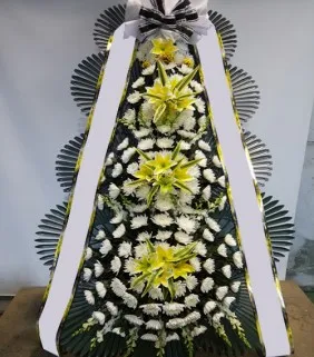 4-Tier Funeral Wreath